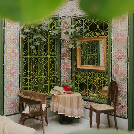 La Chambre Bleue Tunis Bagian luar foto